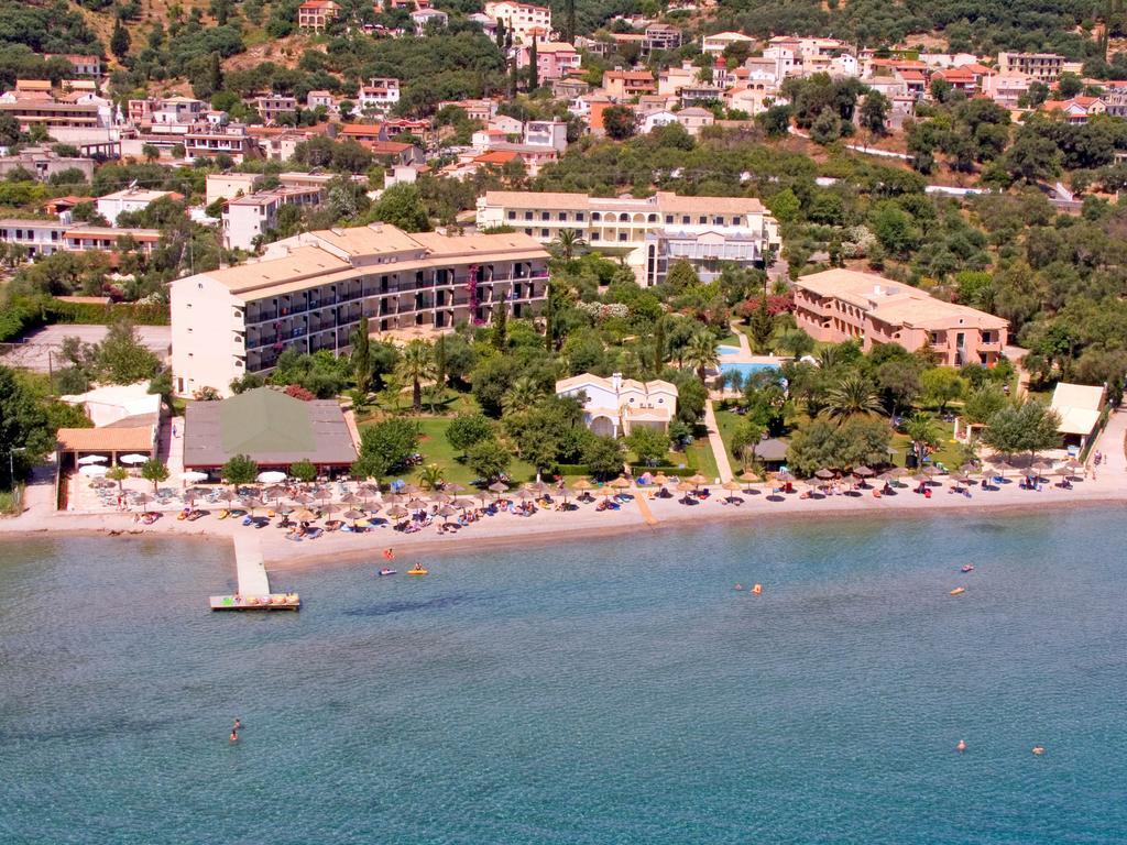 Delfinia Hotel Moraitika Exteriör bild
